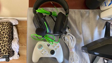 Xbox Controller/ Razor Headset