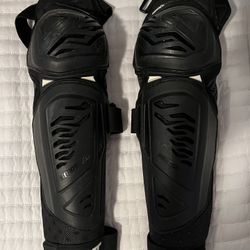 Leatt Knee & Shin Guard - Gently used 