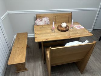 Riverbay Furniture Transitional Wood Corner Dining Nook Set with Hidden Storage, for Kitchen/Dining