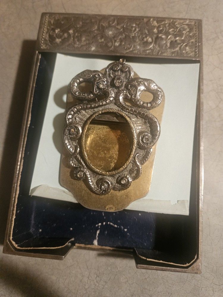 2 Beautiful Vintage Desk Accessories . Elegant!