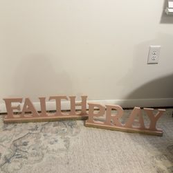 Faith Pray Shelf Art 