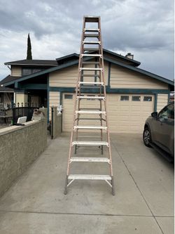 12’ foot ladder fiberglass