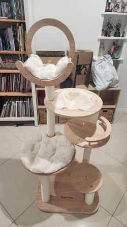 Cat tree
