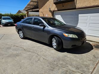 TOYOTA CAMRY LE,34 MPG!4 CYL,CLEAN TITLE,1 OWNER!SMOG,2027 JULY TAGS