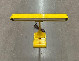 1960’s ART SPECIALTY CO. Yellow INDUSTRIAL Fluorescent GOOSENECK Desk LAMP 👀 (please read description)