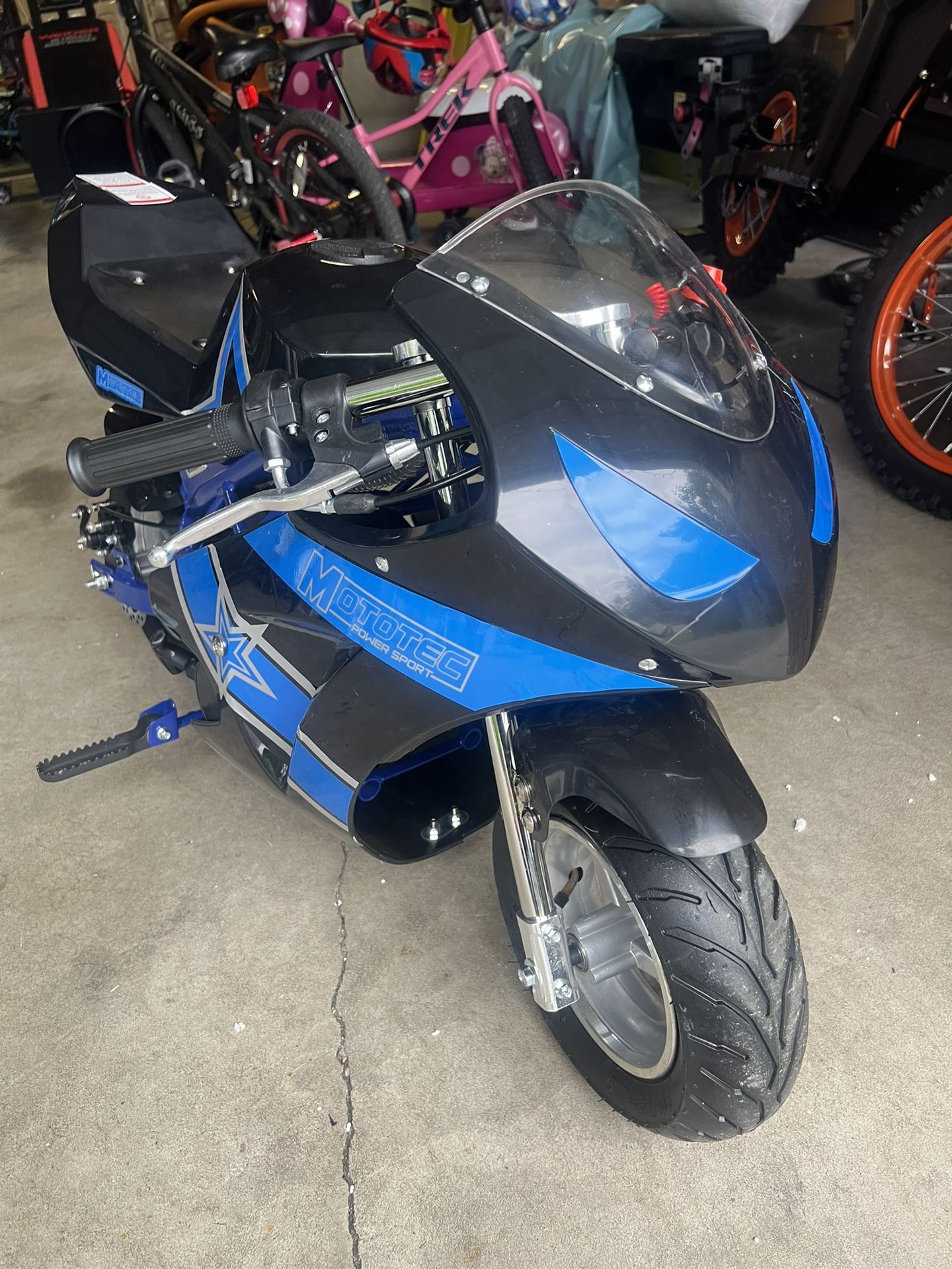 Mototec 49cc New Mini Pocket Bike