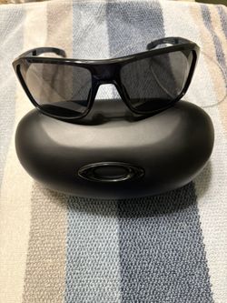 Unisex Oakley Sunglasses 