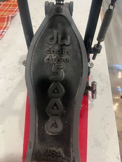 DW 5000 bass drum pedal
