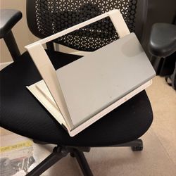 Laptop Holder 
