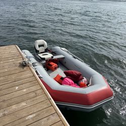 Achilles LSI-112 Inflatable Boat With Motor