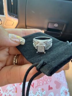Sparkly Ring