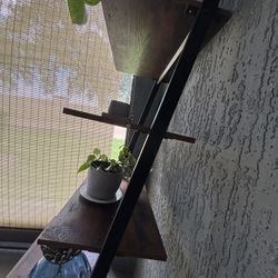  ladder-style shelf