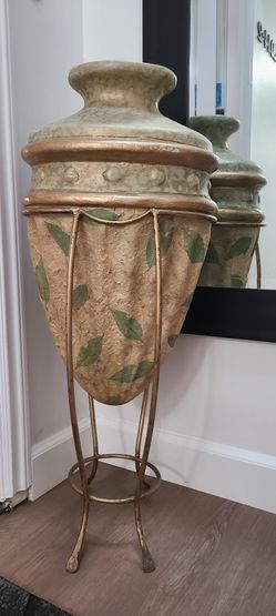 Decorative Pottery
