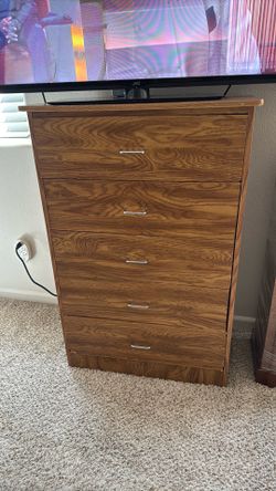 5-Draw Wood Dresser