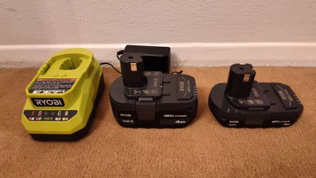 RYOBI BATTERY & CHARGER BUNDLE