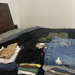 Women’s bundle Of Clothes