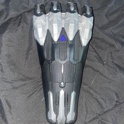 Black Panther Claw Toy