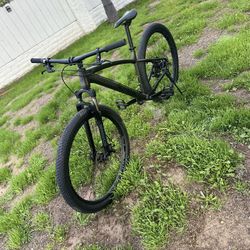 Hard tail Mountain Bike Schwinn Axum Comp $420 Or Best Offer