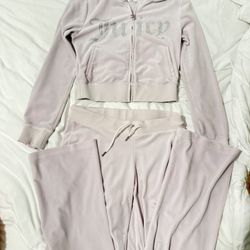 baby pink juicy couture set (small)