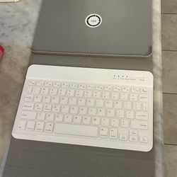 iPad Case Cover With Key Board NEW