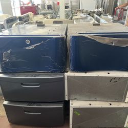 Electrolux Pedestal For Washer And Dryer Machine 