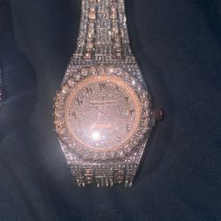 Ap Watch ( moissanite)