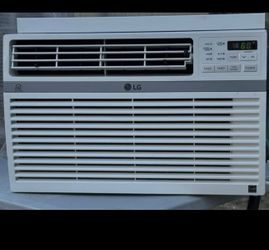 Good working LG window unit
