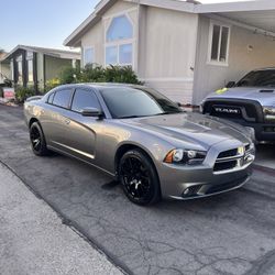 2011 Dodge Charger 