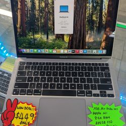 MacBook Air Apple M1 8GB 256GB Storage macOS Sequoia 