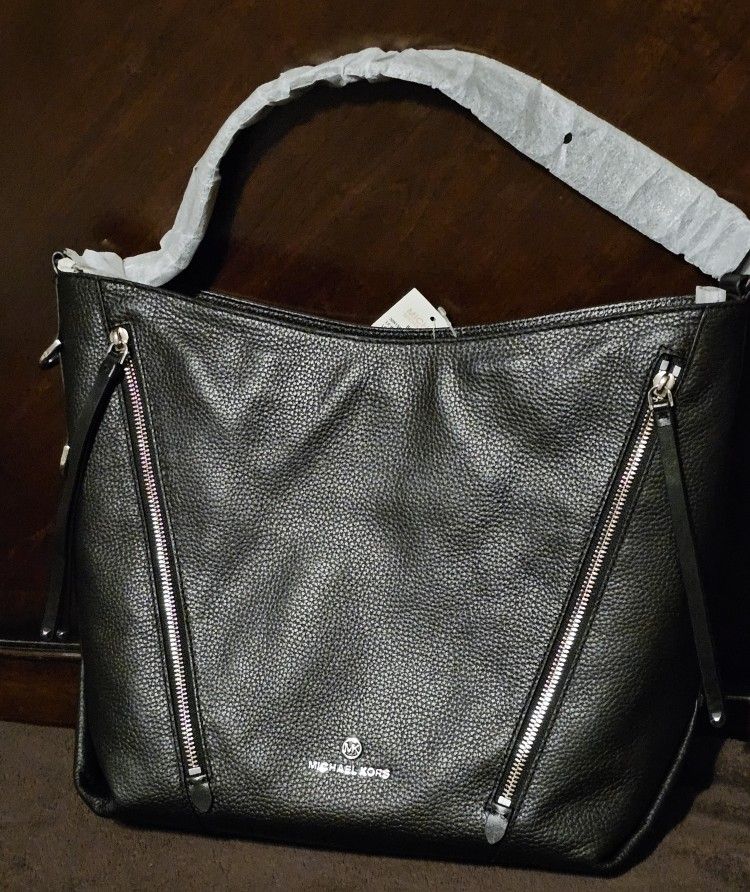 Michael Kors Brooklyn Large Hobo Shoulder Bag- Black