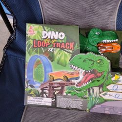 Dinosaur Race Track