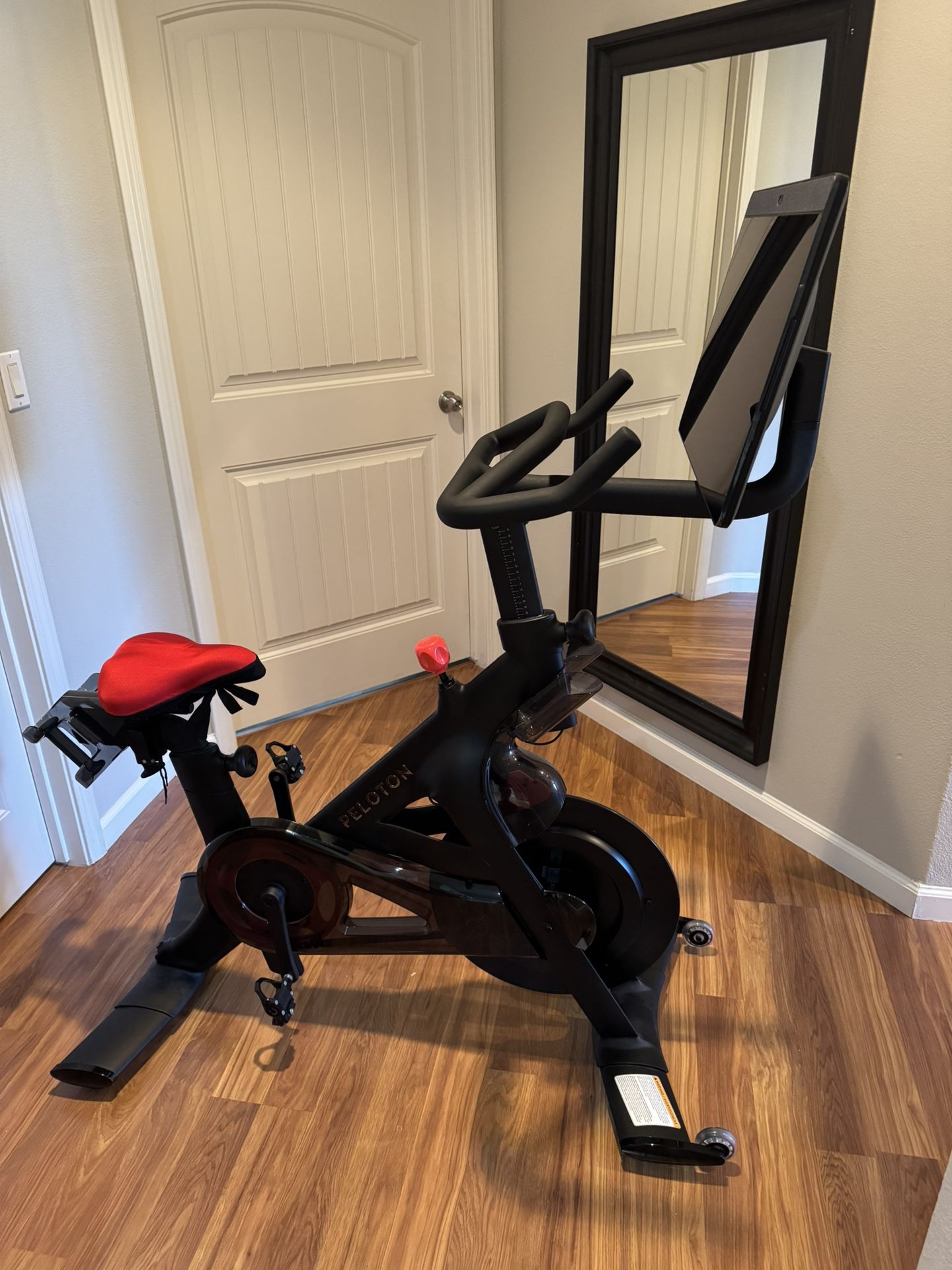 Peloton Bike + With swivel Screen