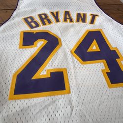 kobe bryant adidas authentic jersey XL
