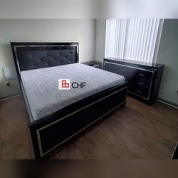 Queen /California king or king mirrored bed frame (Matters sell seperately)