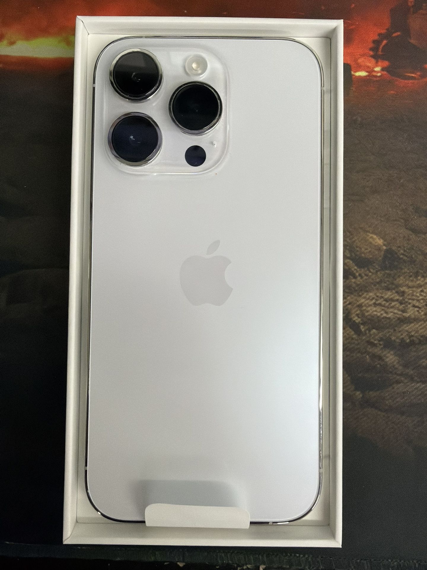 iPhone 14 Pro Unlocked - 128gb - White / Silver Mint Condition