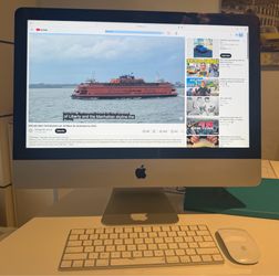 Apple iMac 21.5” 2017 Intel i5 8GB RAM + Apple Keyboard & Mouse