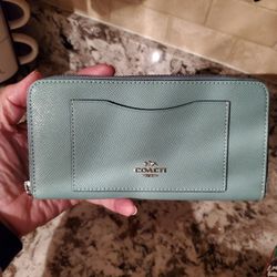 Coach Seafoam Color Wallet,  Like New