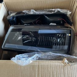 2007 SILVERADO HEADLIGHTS 