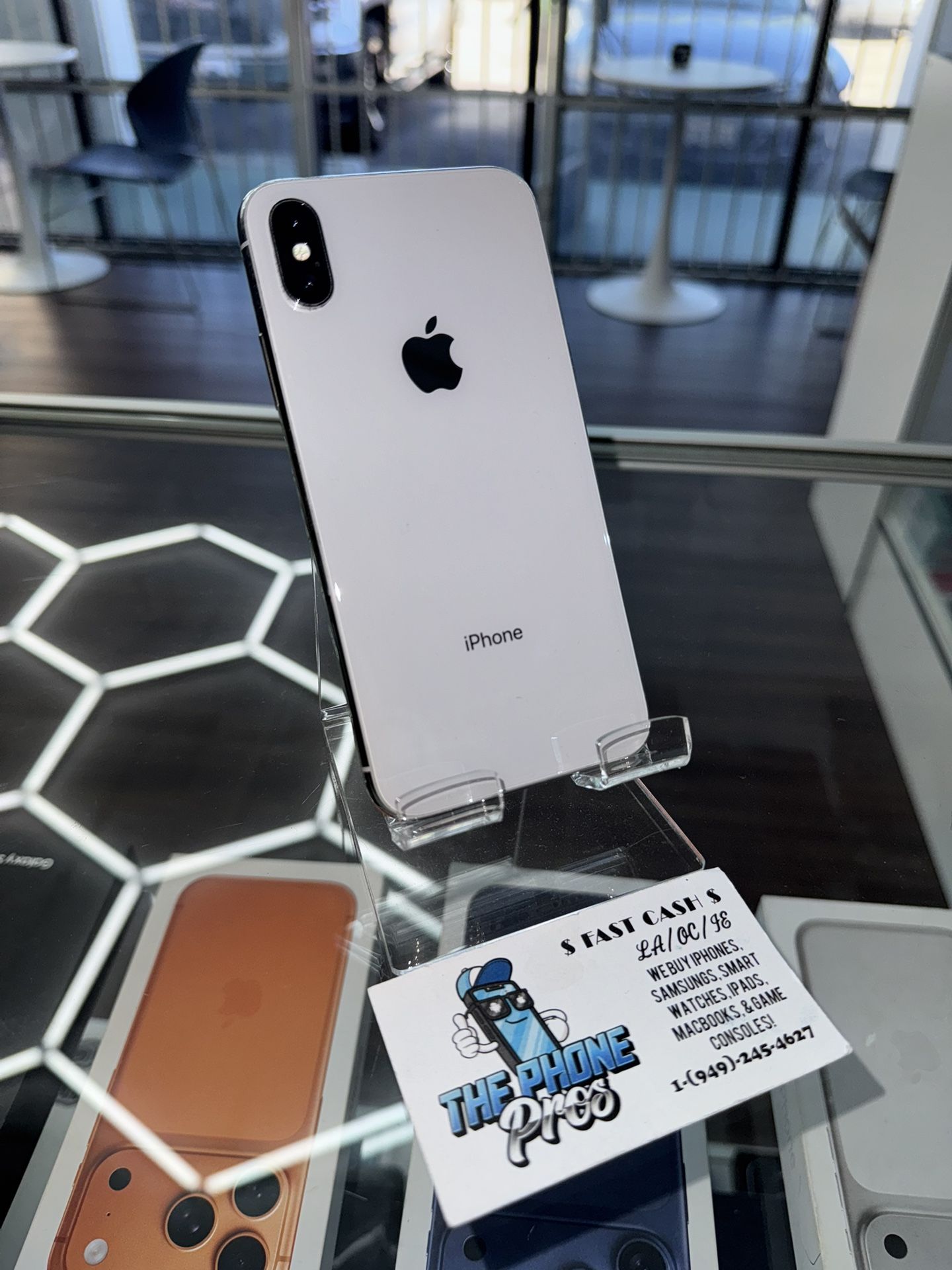 IPHONE XS 256GB UNLOCKED
