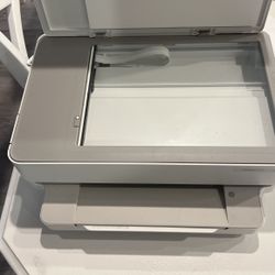 HP 3 In 1 Printer, Scanner, Cooy Machine