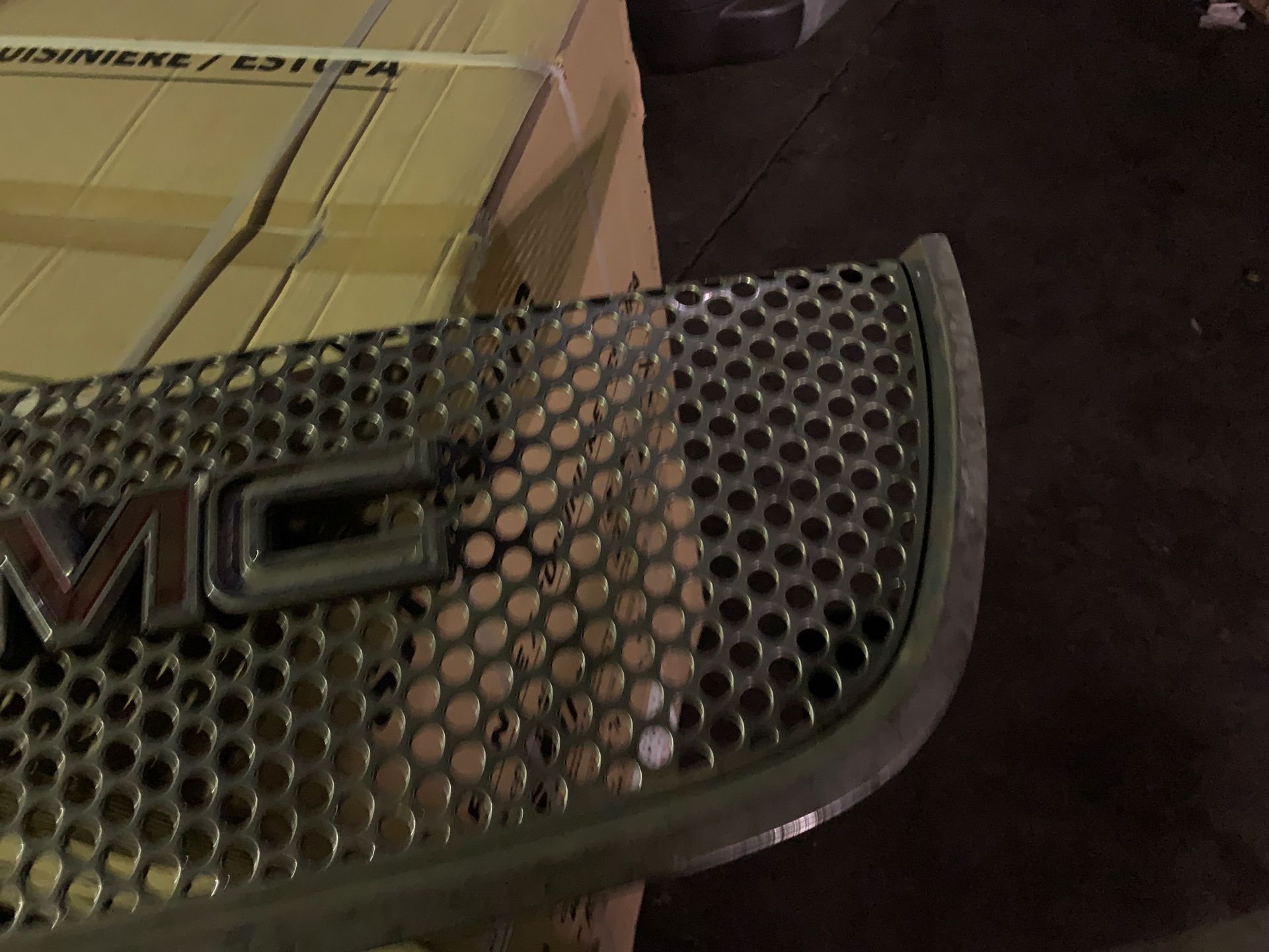 Gmc grille
