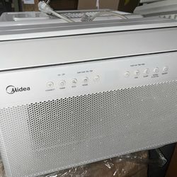 Midea U Shaped AC 8000btu