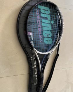 Tennis racket