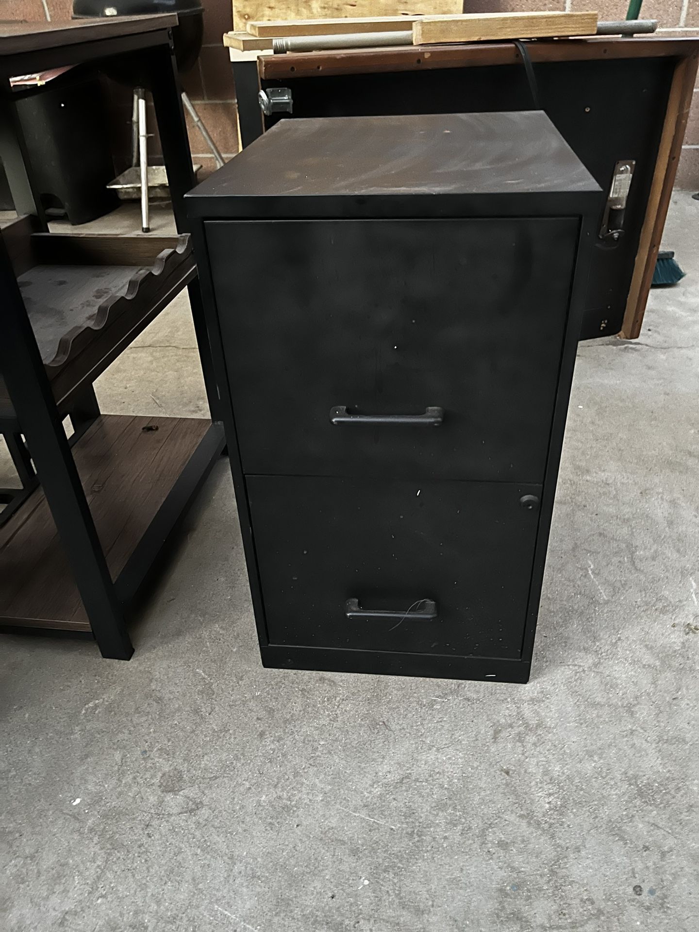 Filing Cabinet 2 Drawers