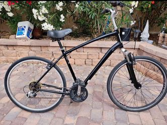 Specialized  Globe XL 700c hybrid bike