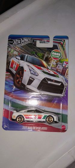 2026 Hot Wheels Silver Series 711 Collector's GTR