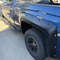 Bushwacker Fender  Flares Chevy Silverado 6.6’ Bed