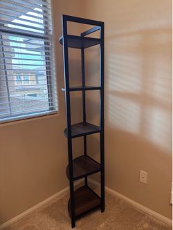 Corner Shelf (Fatorri)