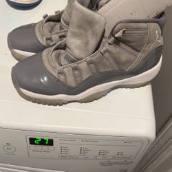 Grey Retro 11