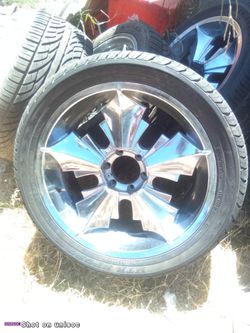 22-in chrome rims